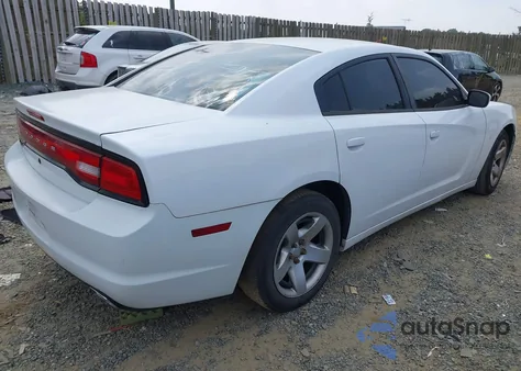 2012 Dodge Charger Police z USA, uszkodzony, nr VIN 2C3CDXAT7CH226852